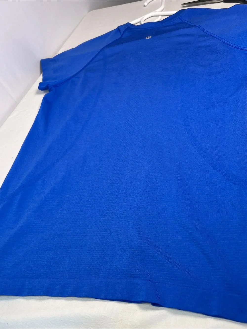 Lululemon Swiftly Tech Short Sleeve Shirt 2.0 Blazer Blue Size 10